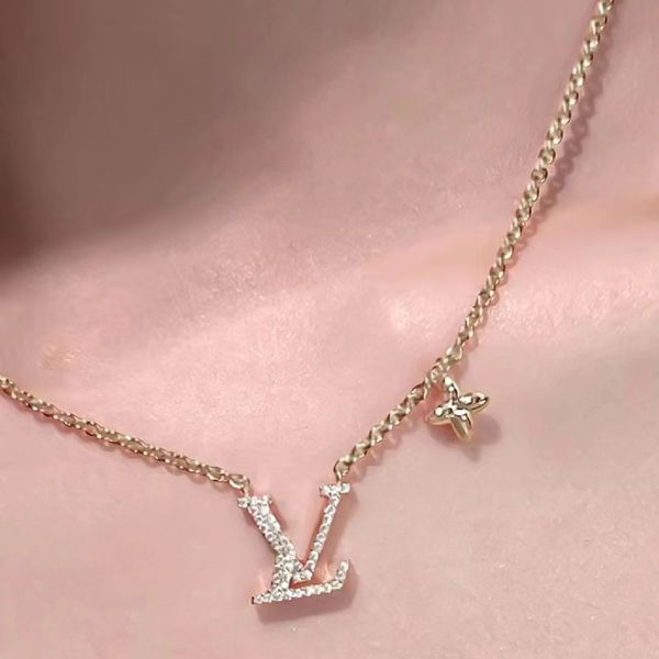 Designer Gold For Women Pendant Necklace Elegant L Necklaces High Quality Wedding Jewellery Letters Jewelry Party Gift Necklace Chain 00B4 - Jewelry - orologiod